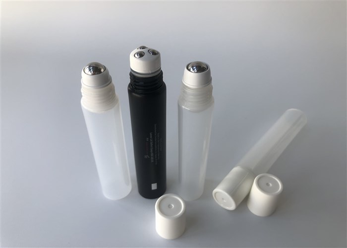 Black Lash Cosmetic Tube Packaging / Plastic Tubes With Caps 15ml2c Silk Screen Printing